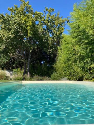 Grande villa avec piscine chauffée et jardin gallery image 5
