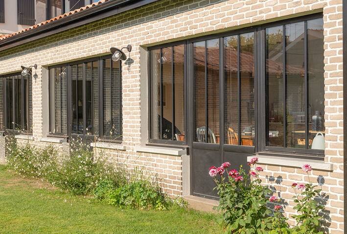 Grande villa avec piscine chauffée et jardin gallery image 4