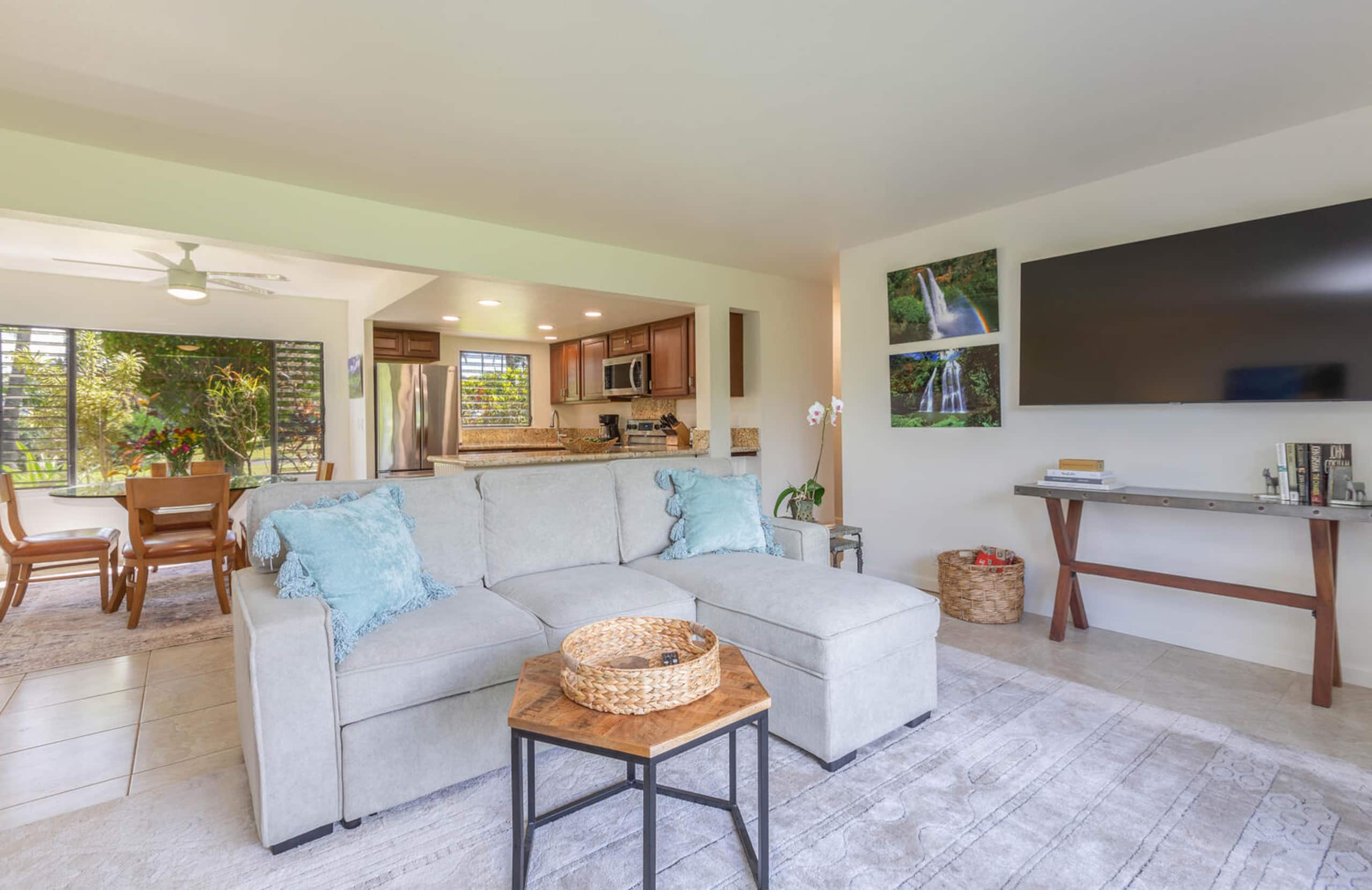 Condo in Princeville · ★4.89 · 2 bedrooms · 3 beds · 2 baths - Image 2