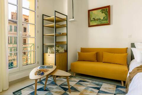 Studio with view and ideal location in Forcalquier