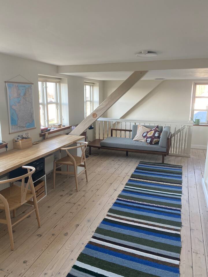 Skønt Skibberhus På Thurø Med Havudsigt - Dinamarca