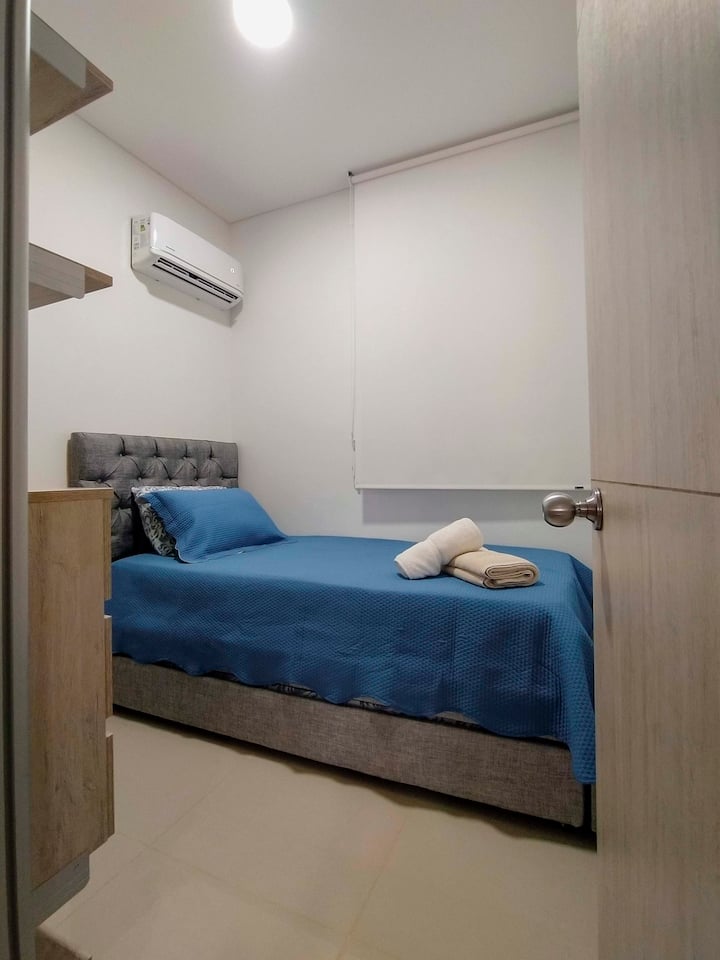 غرفة إضافية - سرير فردي وعش بسيط