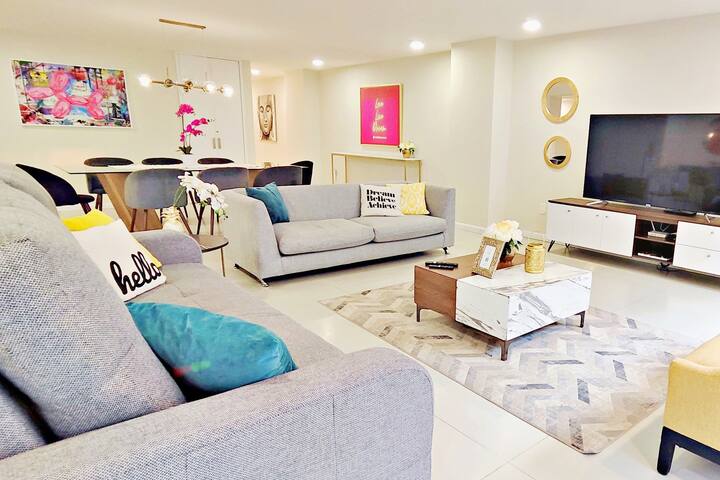 Masaryk Reach at Polanco’s Heart: 4 Bedrooms 3 BT