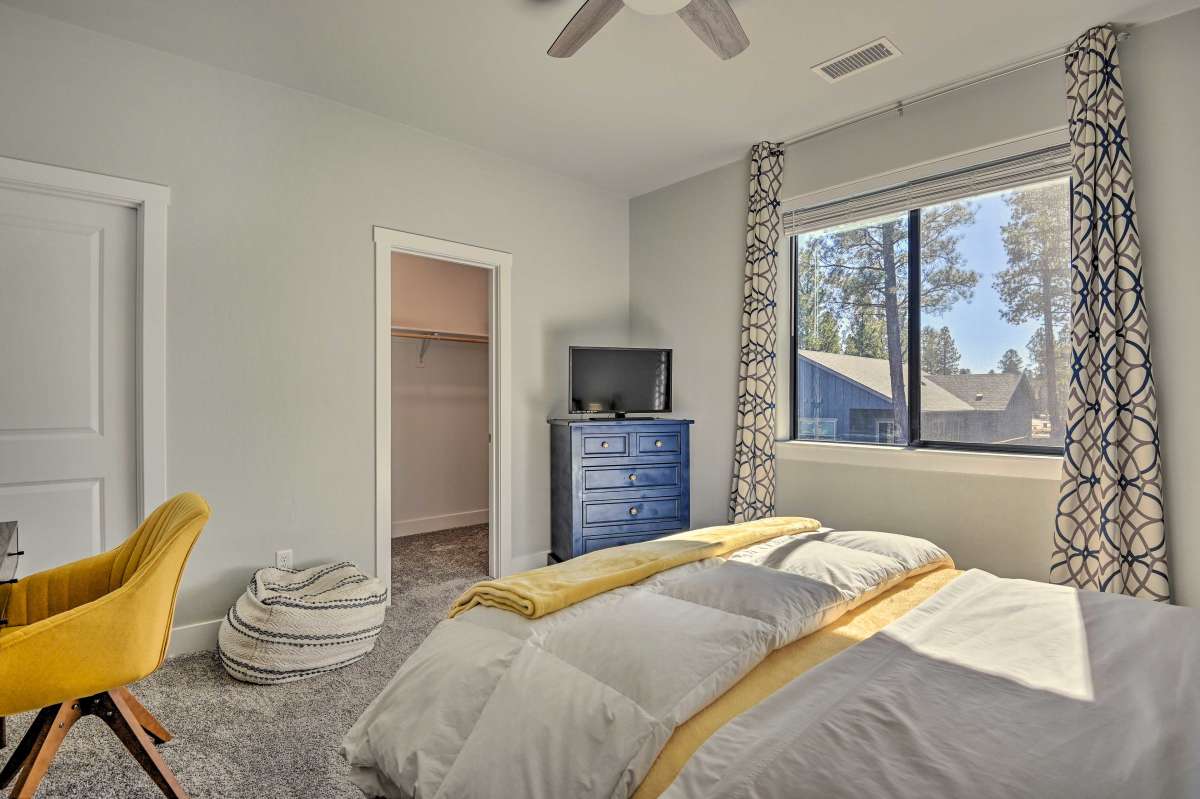 חדר שינה בקומה השנייה