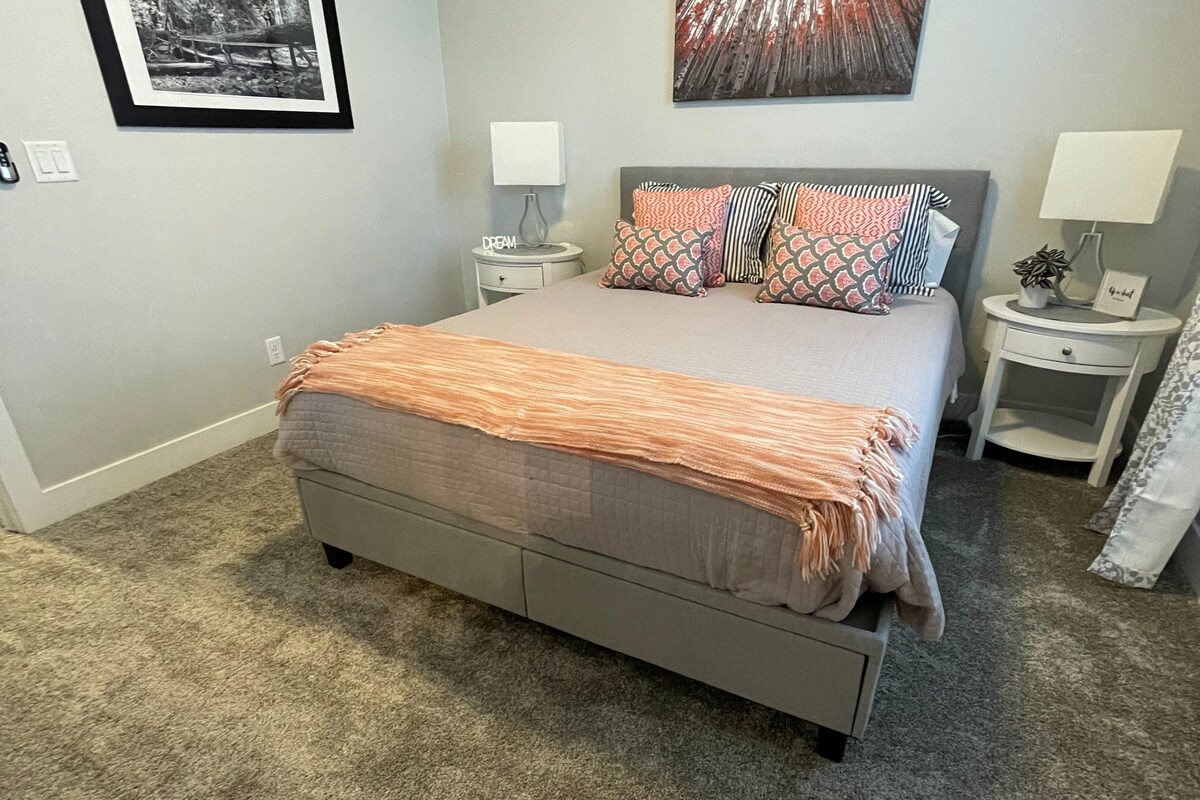 חדר שינה 2 למעלה - מיטת קווין סייז