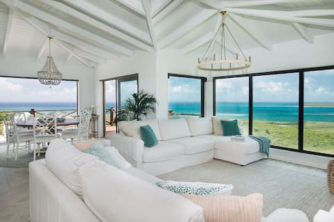Breathtaking Ocean Views, Tropical  Luxury Oasis