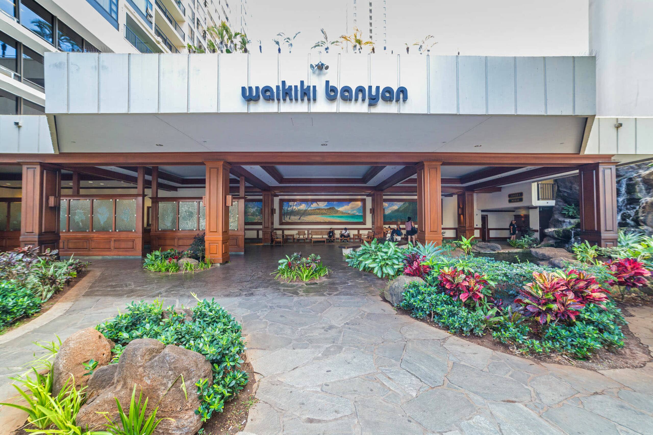 Condo in Honolulu · ★4.76 · 1 bedroom · 3 beds · 1 private bath - Image 16