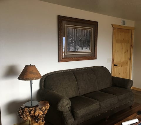 Top Airbnb: Ron's Knik Glacier View 3-Bedrooms in Mat / Su Valley