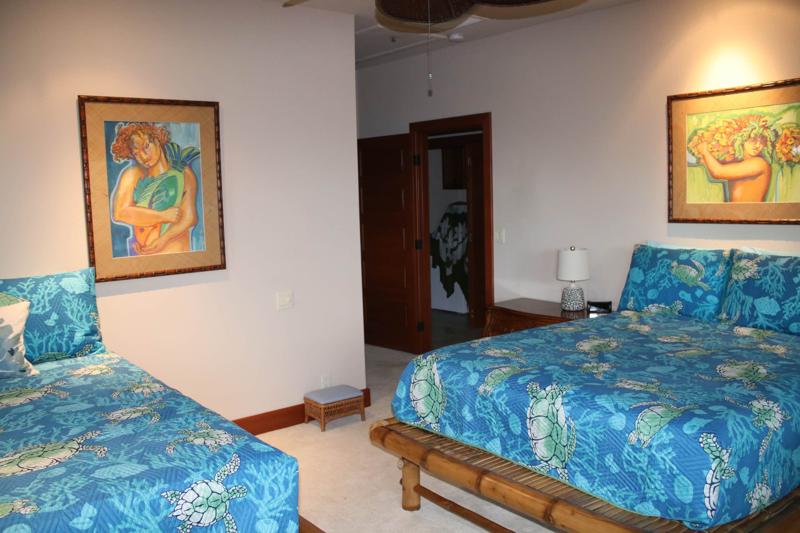 Home in Kailua-Kona · ★4.93 · 4 bedrooms · 7 beds · 5.5 baths - Image 11