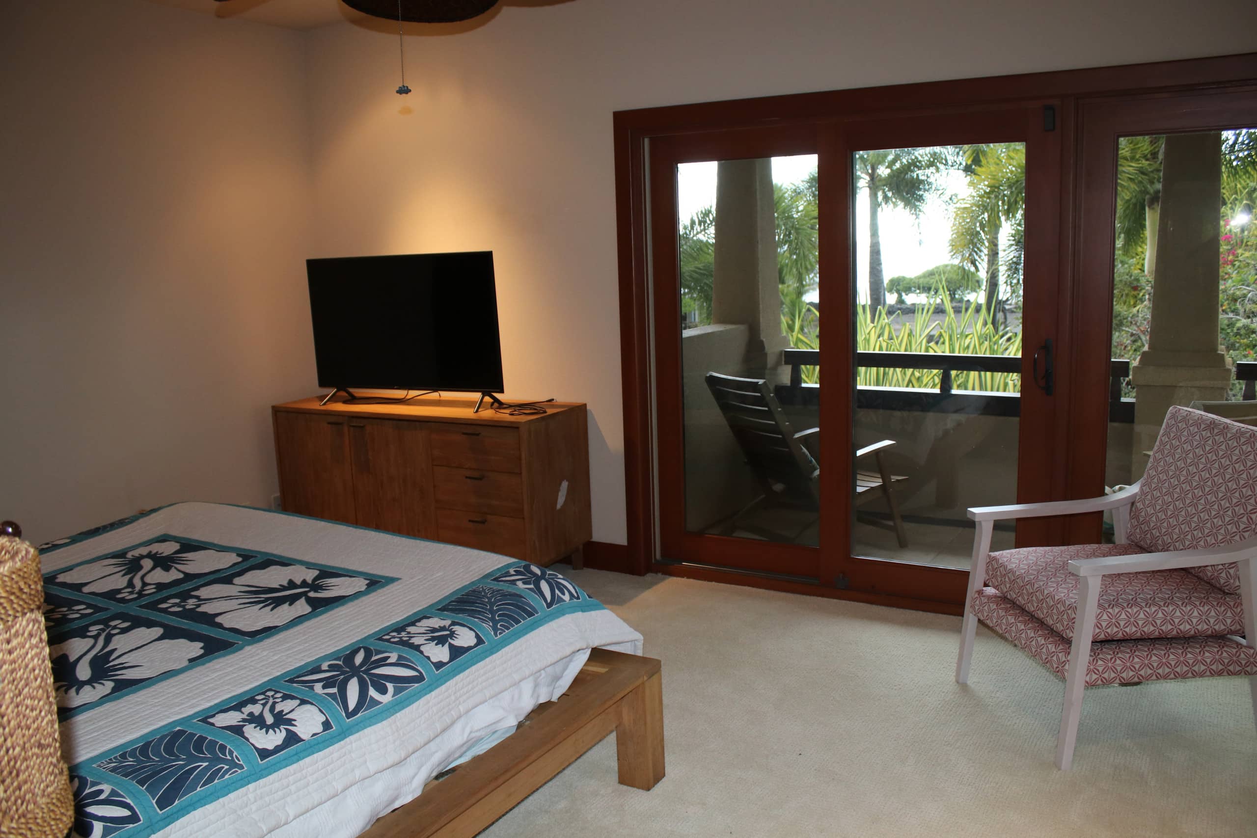 Home in Kailua-Kona · ★4.93 · 4 bedrooms · 7 beds · 5.5 baths - Image 7