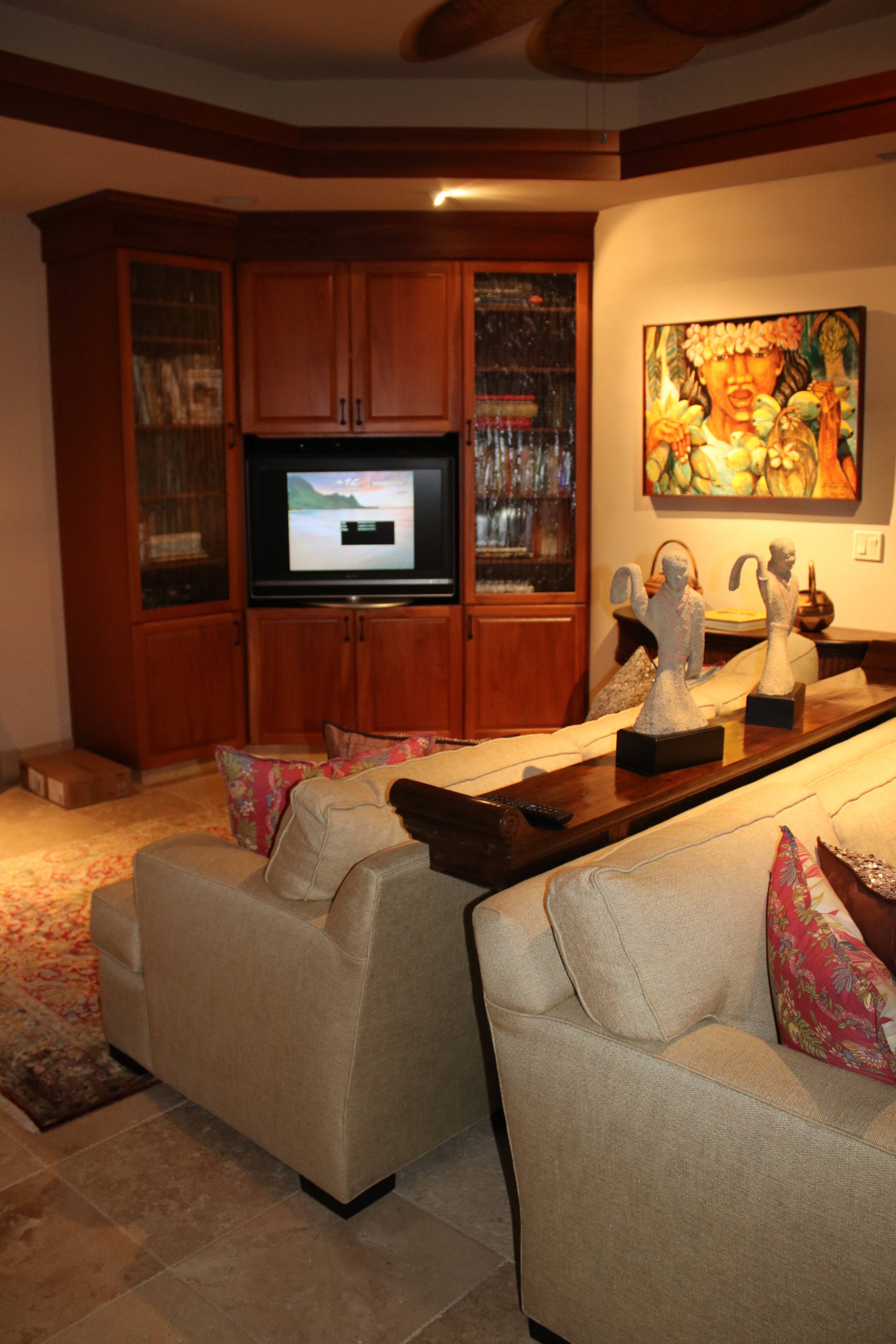 Home in Kailua-Kona · ★4.93 · 4 bedrooms · 7 beds · 5.5 baths - Image 12