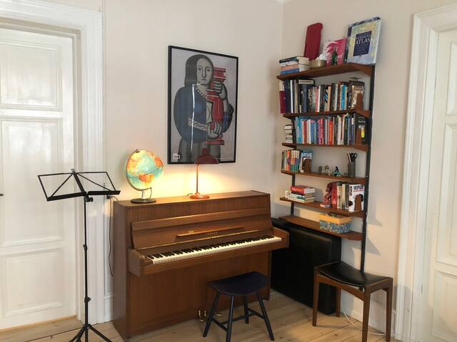 Smuk, stor lejlighed i centrum 2 min fra havnebad gallery image 4