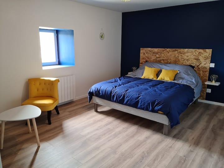 втора спална соба со 160 кревета