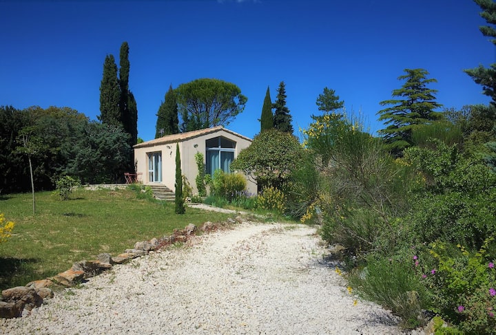 location maison avec jardin la tour d'aigues