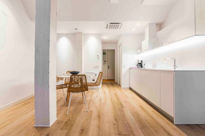 Concha Beach Suites! by Sergio gallery image 4