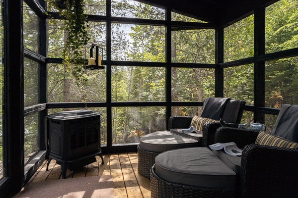 #2 · Mont Tremblant, Canada | Lakeside house on a frozen lake photo 3