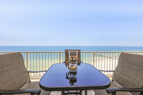 Top Airbnb: Penthouse Beach Retreat in Orange Beach