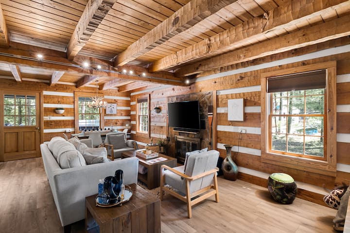 Cottage On Lake Lanier | Fire Pit + Jacuzzi! - Buford, GA