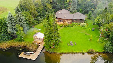 Your River-Side Getaway