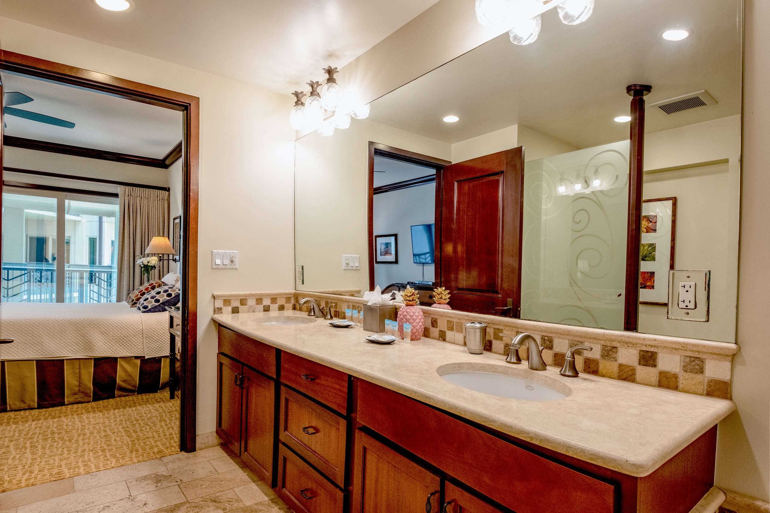 Condo in Kapaa · ★4.99 · 2 bedrooms · 3 beds · 3 baths - Image 14