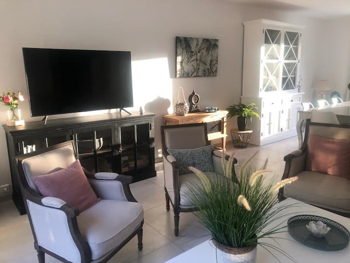 Magnifique Villa à Carnac Dans Bel Environnement. - Carnac