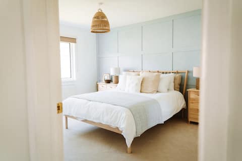 Family Holiday Home Near the Beach