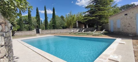 Villa MAVIE in stone located in Drôme Provençale