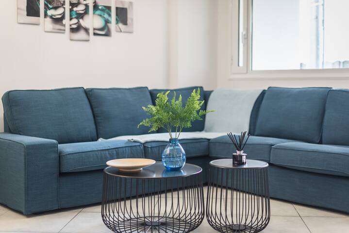 Cozy Athens 2bdr Apartment gallery image 5