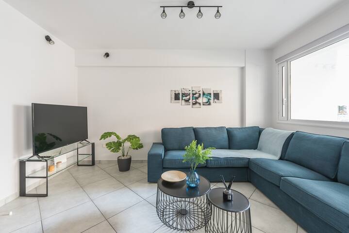 Cozy Athens 2bdr Apartment gallery image 3