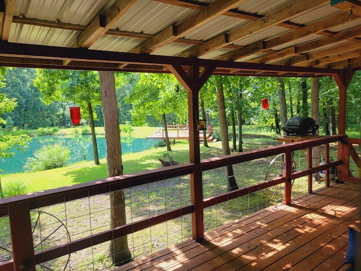 The Hunter's Cabin, a Rustic Retreat Cabins for Rent in Camp Point, Illinois, United States