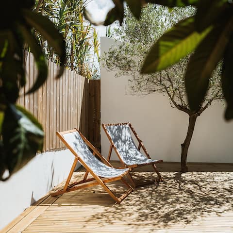 Airbnb em destaque: Spacious coastal house with garden and BBQ em Santo Isidoro