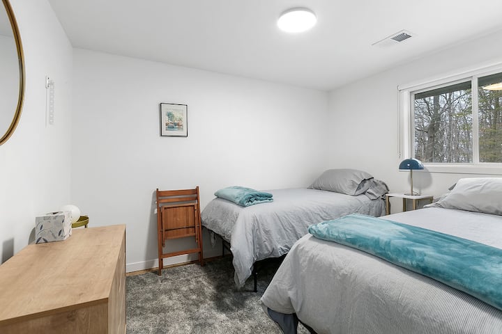 Twin bedroom can be converted to king upon request