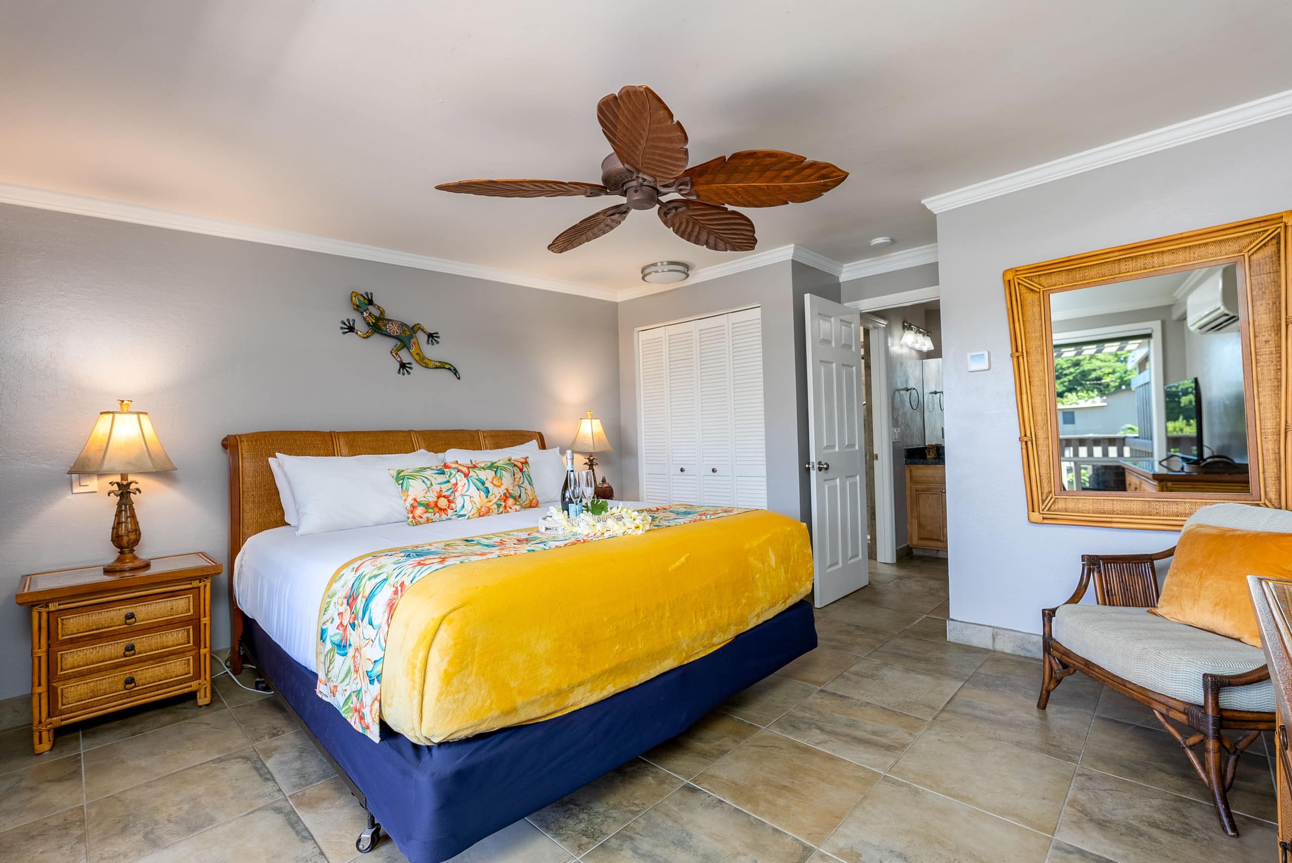 Condo in Lahaina · ★4.86 · 2 bedrooms · 4 beds · 2 baths - Image 11