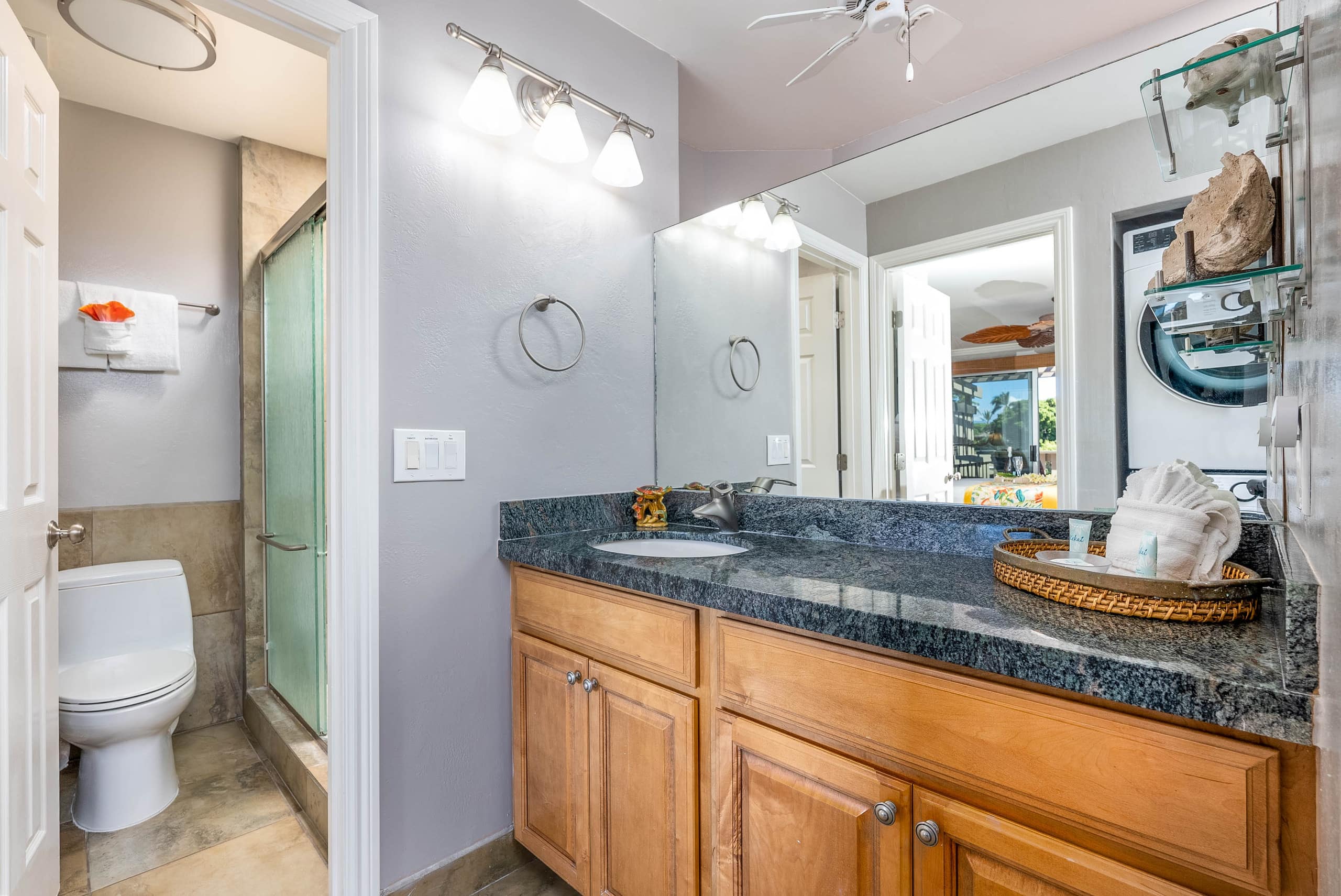 Condo in Lahaina · ★4.86 · 2 bedrooms · 4 beds · 2 baths - Image 15
