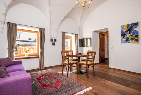 Top Airbnb: Stammhaus Rauris - Craftmanship & Mountain Views in Rauris