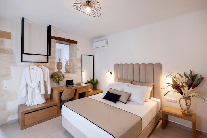 CG.2: CASA GIORGIO EXCLUSIVE SUITES - Aparthotels for Rent in Rethymno,  Greece