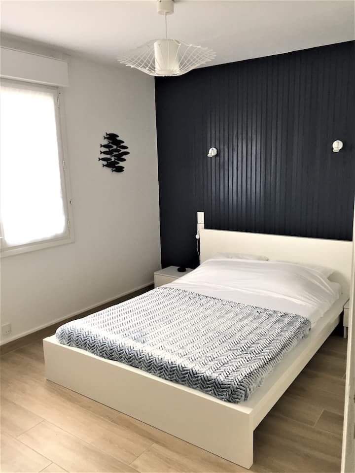 Izba Vence:
Ideálne pre pár, toto je najslnečnejšia izba.