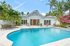 Villa+in+Nassau+%C2%B7+%E2%98%854.80+%C2%B7+4+bedrooms+%C2%B7+4+beds+%C2%B7+4+baths