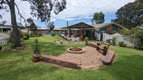 The Cottage on Canningvale