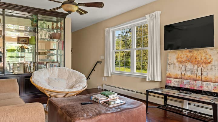 Bright Stockbridge Country Home, Near Everything! - West Stockbridge, MA