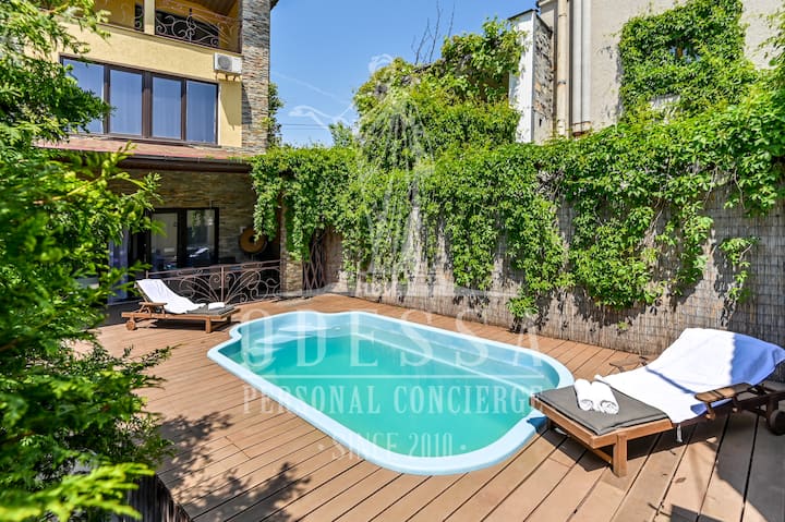 House With Pool Near The Sea - Odessa