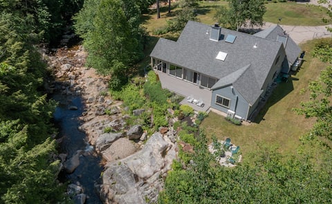 Ecstatic, Water Front, Fall Getaway in the Whites