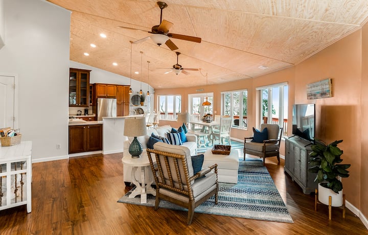 Quite Beach House - The Round House - South Carolina