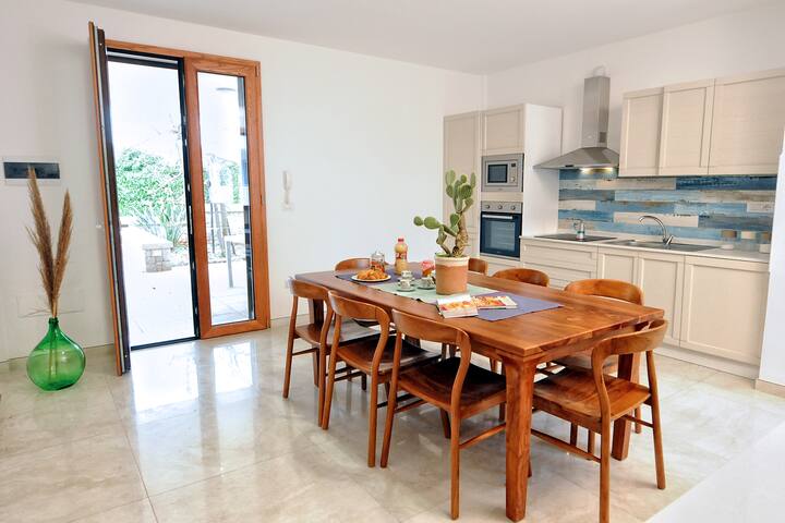 Appartamento ALBA moderno vicinissimo al mare