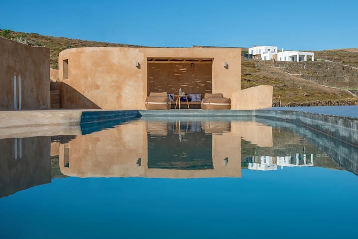 estampes, Kythnos Retreat Estate gallery image 3