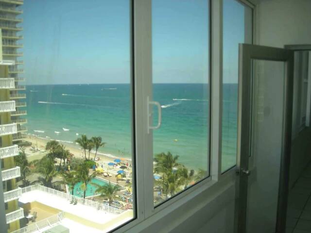 Beach Front ! 2 Bedrooms+2 Baths-Great Location! gallery image 3