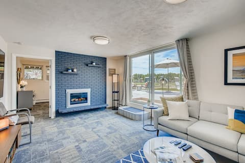 All NEW, dog/family friendly, work remote oasis!