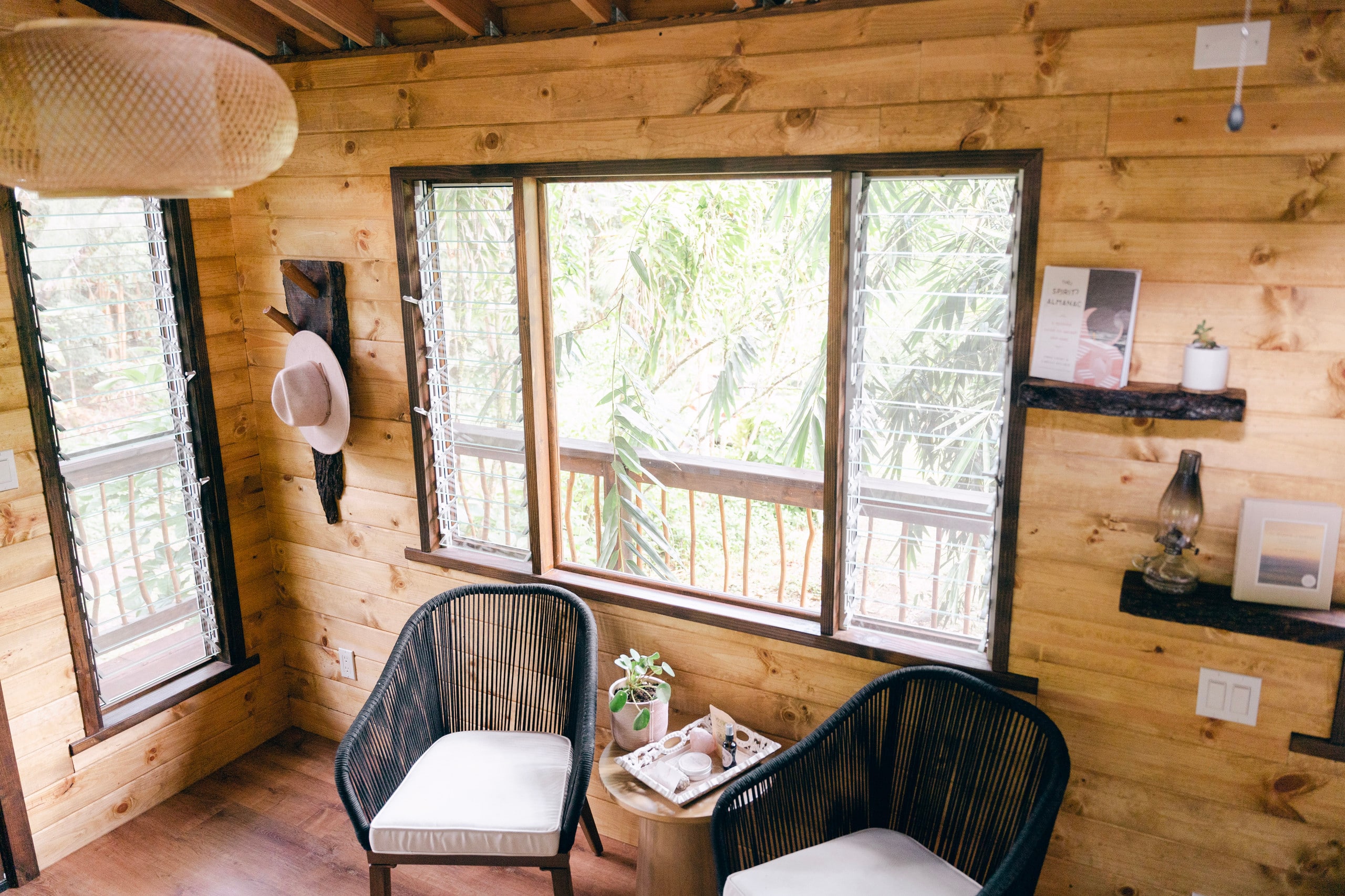 Cabin in Pahoa · ★4.96 · 1 bedroom · 4 beds · 1 private bath - Image 2