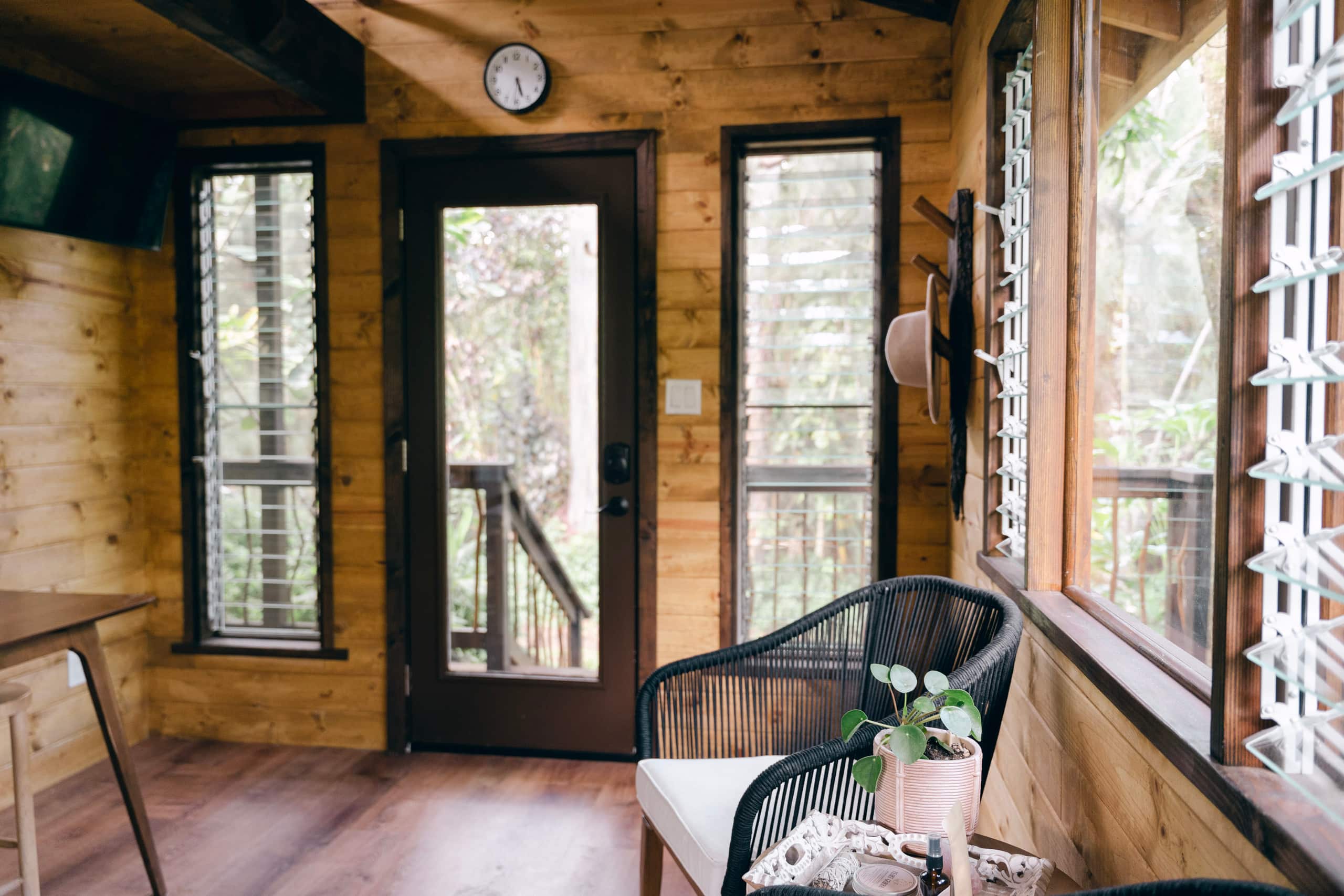 Cabin in Pahoa · ★4.96 · 1 bedroom · 4 beds · 1 private bath - Image 4