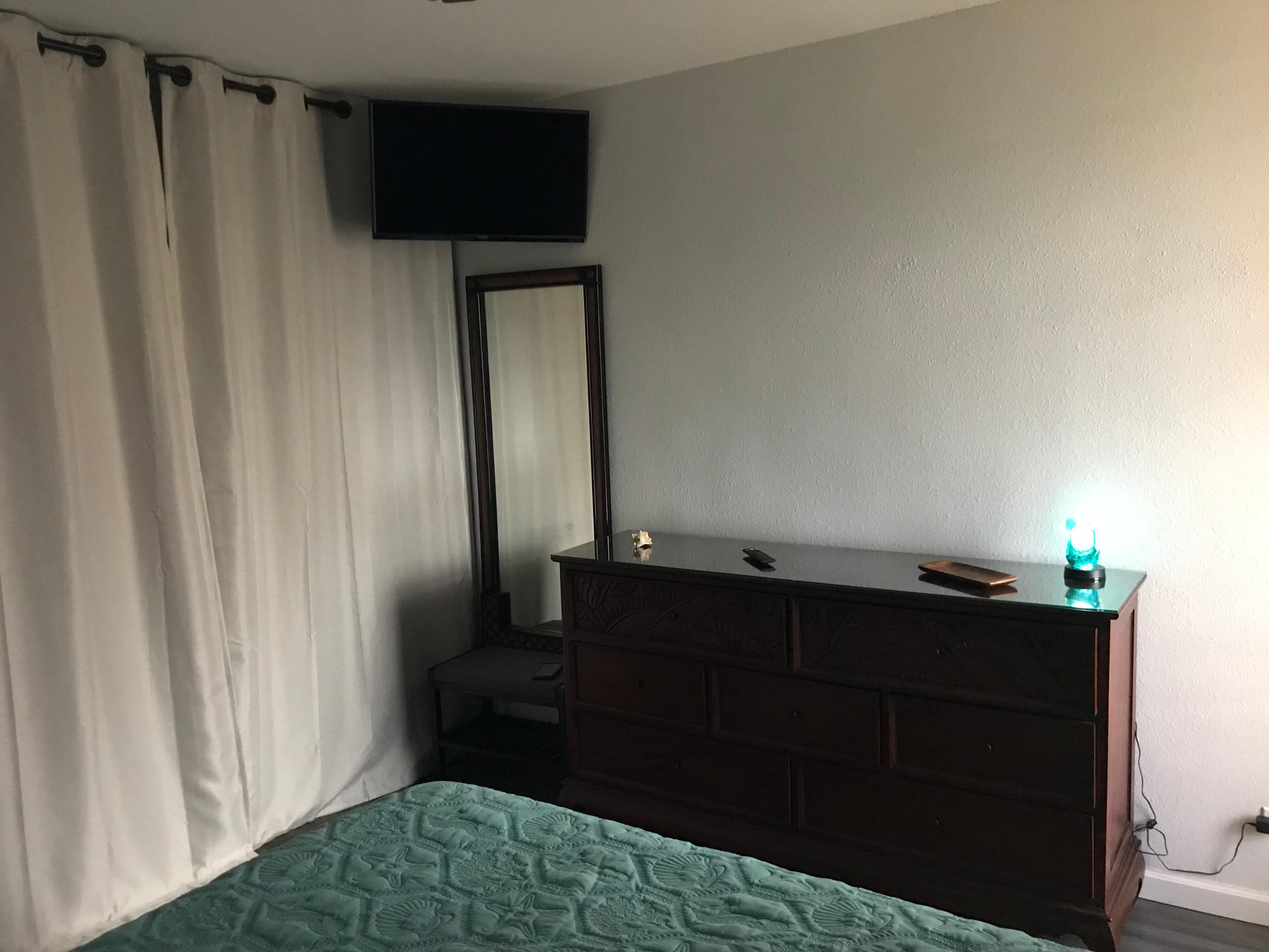Condo in Wailuku · ★4.97 · 1 bedroom · 1 bed · 1 bath - Image 18